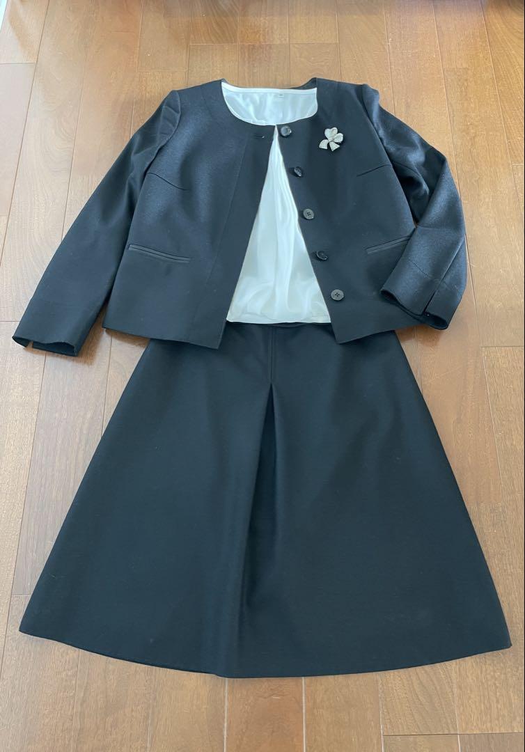 【Excellent Condition】 Suit Set - Jacket & Skirt