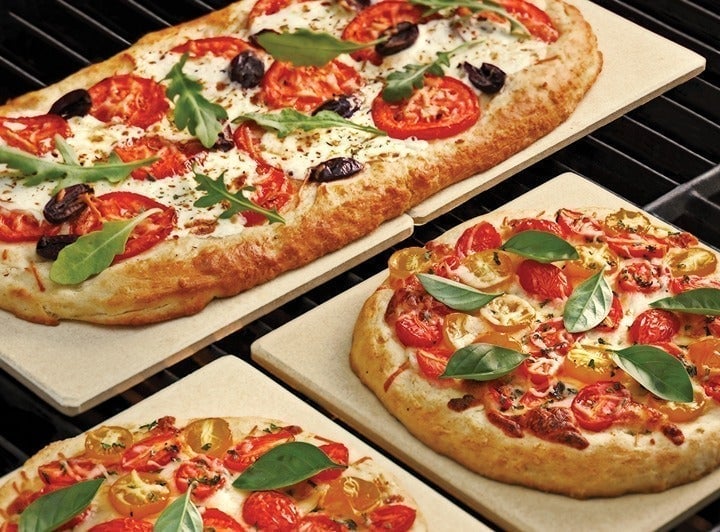 PIZZA GRILL STONE TILES, SET OF 4 TURN HOME INTO A HEARTH BAKED PIZZERIA