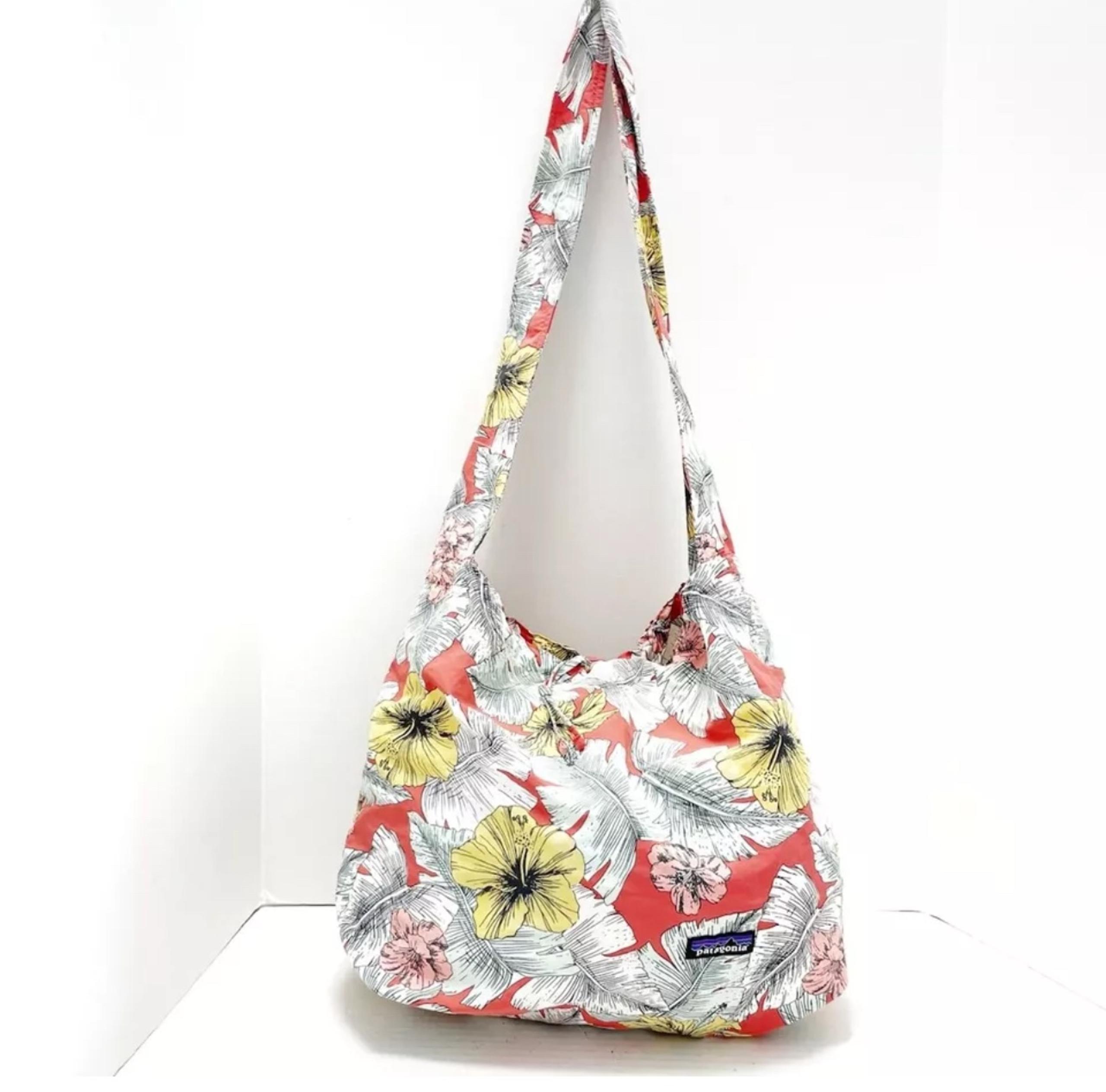 Patagonia NWT Floral Shoulder Bag - Best Friends: Shock Pink