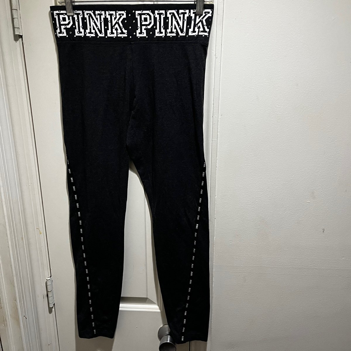 PINK VS Yoga dark grey leggings with bling