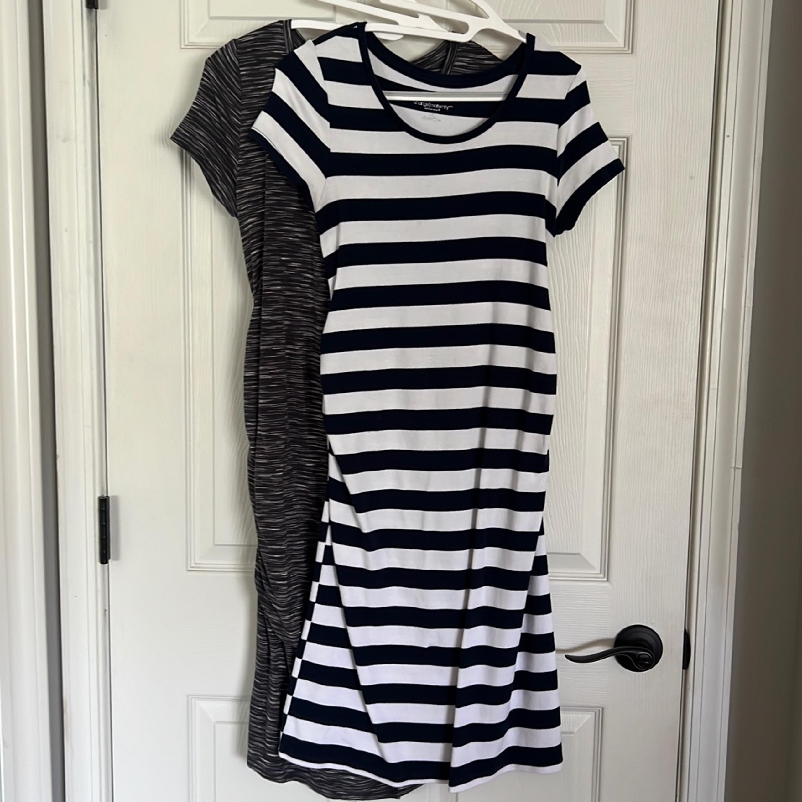 Liz Lange maternity dresses