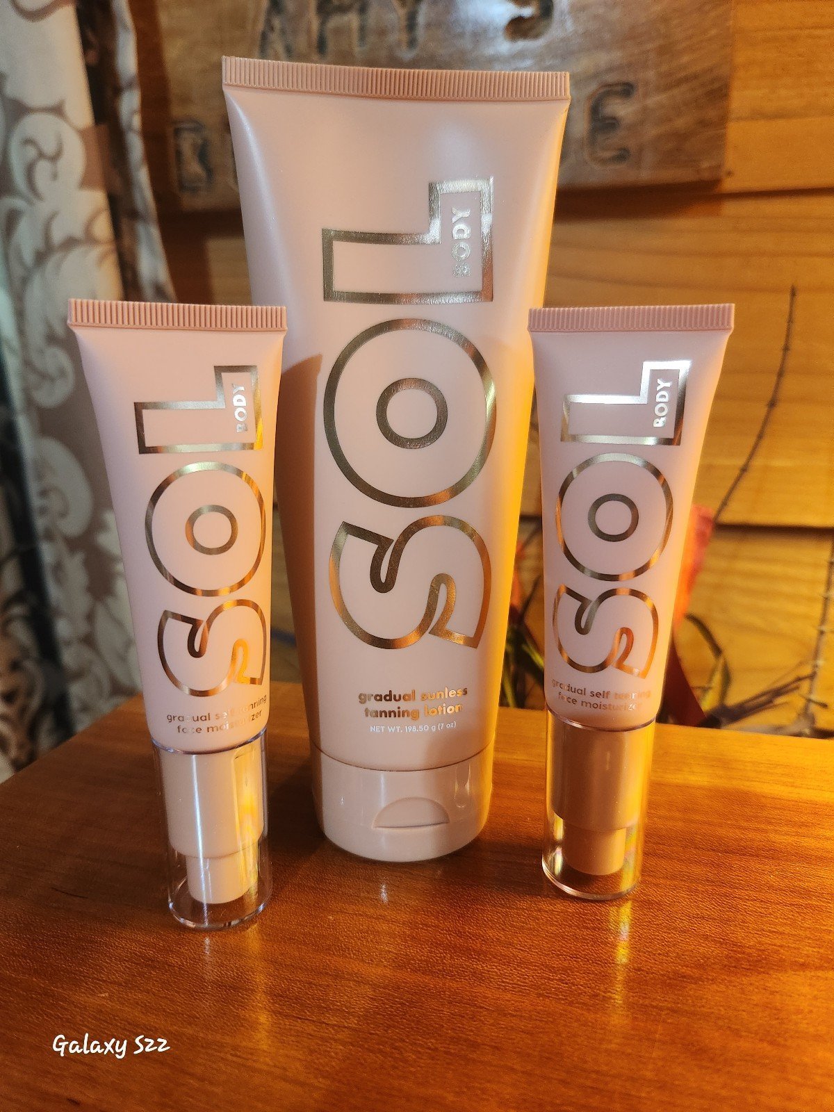 SOL/COLOURPOP: (1)FACE & (1)BODY GRADUAL TANNERS+Extra Face Tanner