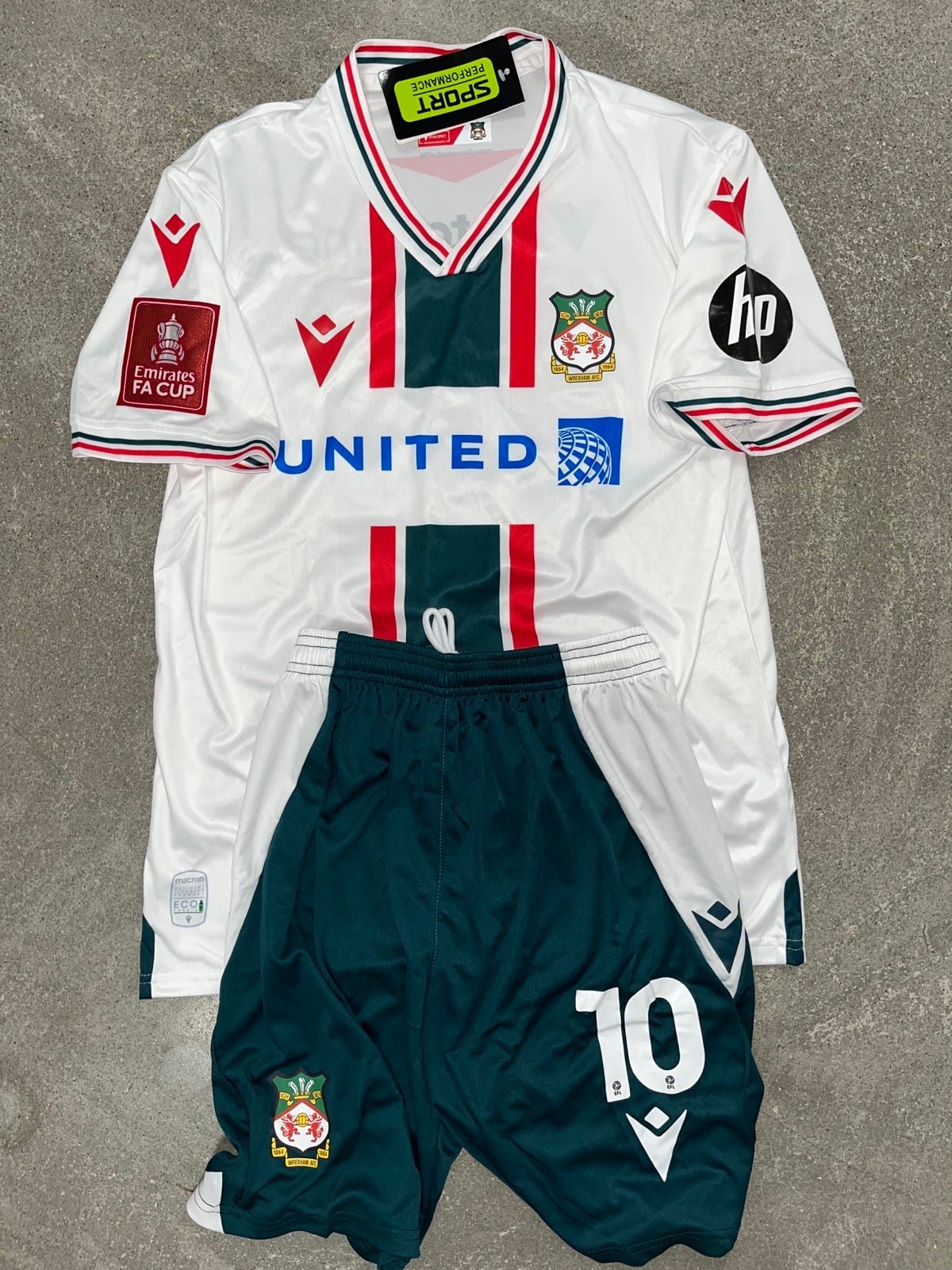 Wrexham 23/24 Away Soccer Jersey #10 Mullin Macron FA CUP Third Football Small
