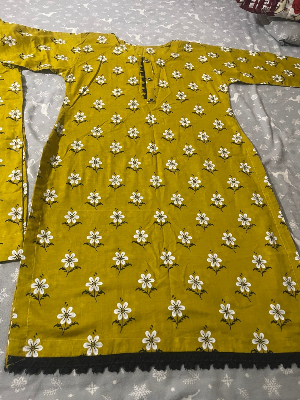 Pakistani 2 pieces lawn with chiffon Duppata