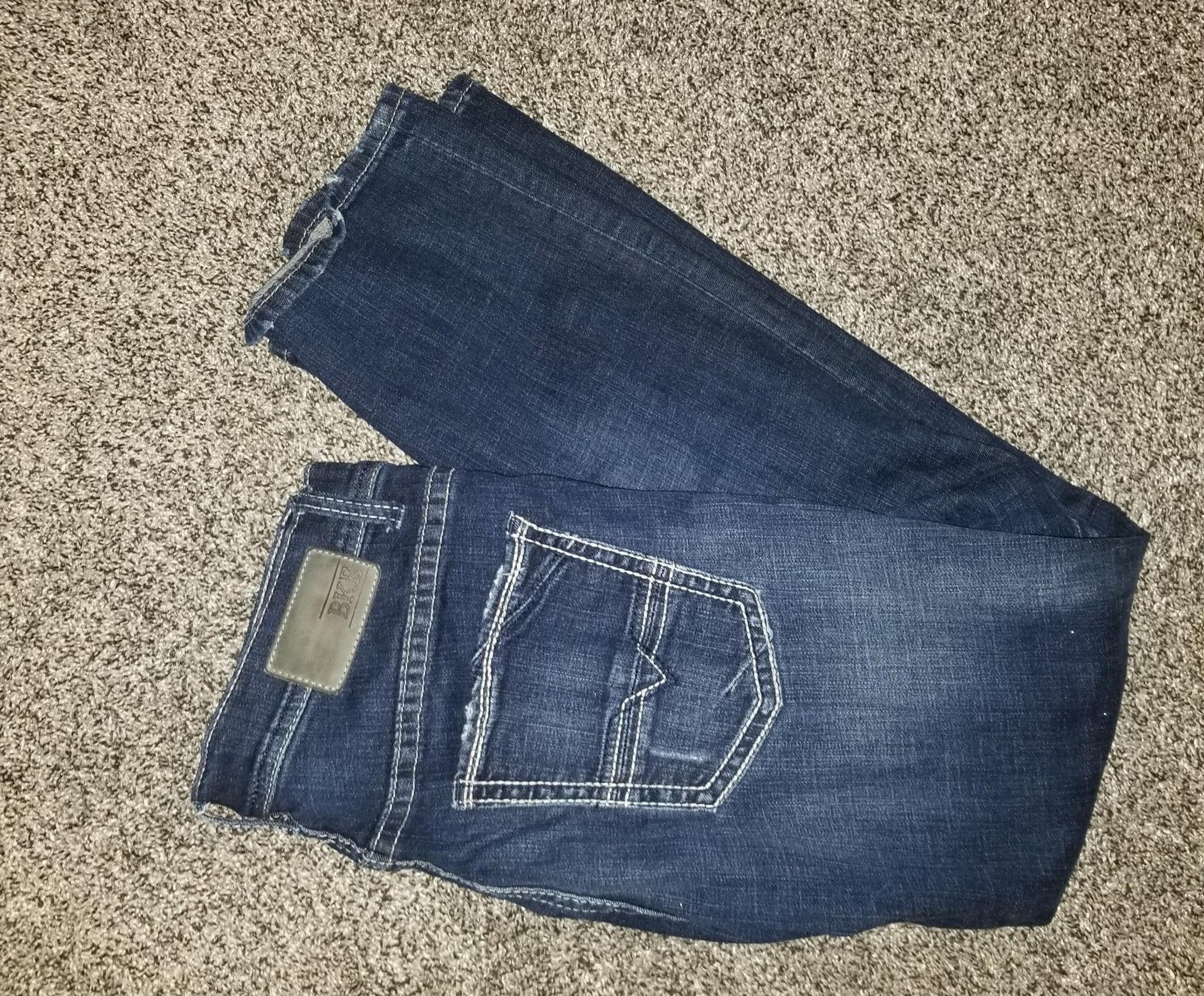 Mens jeans 34 aiden bke bootcut distressed 34/ 30 short comfort Jeans - Buckle