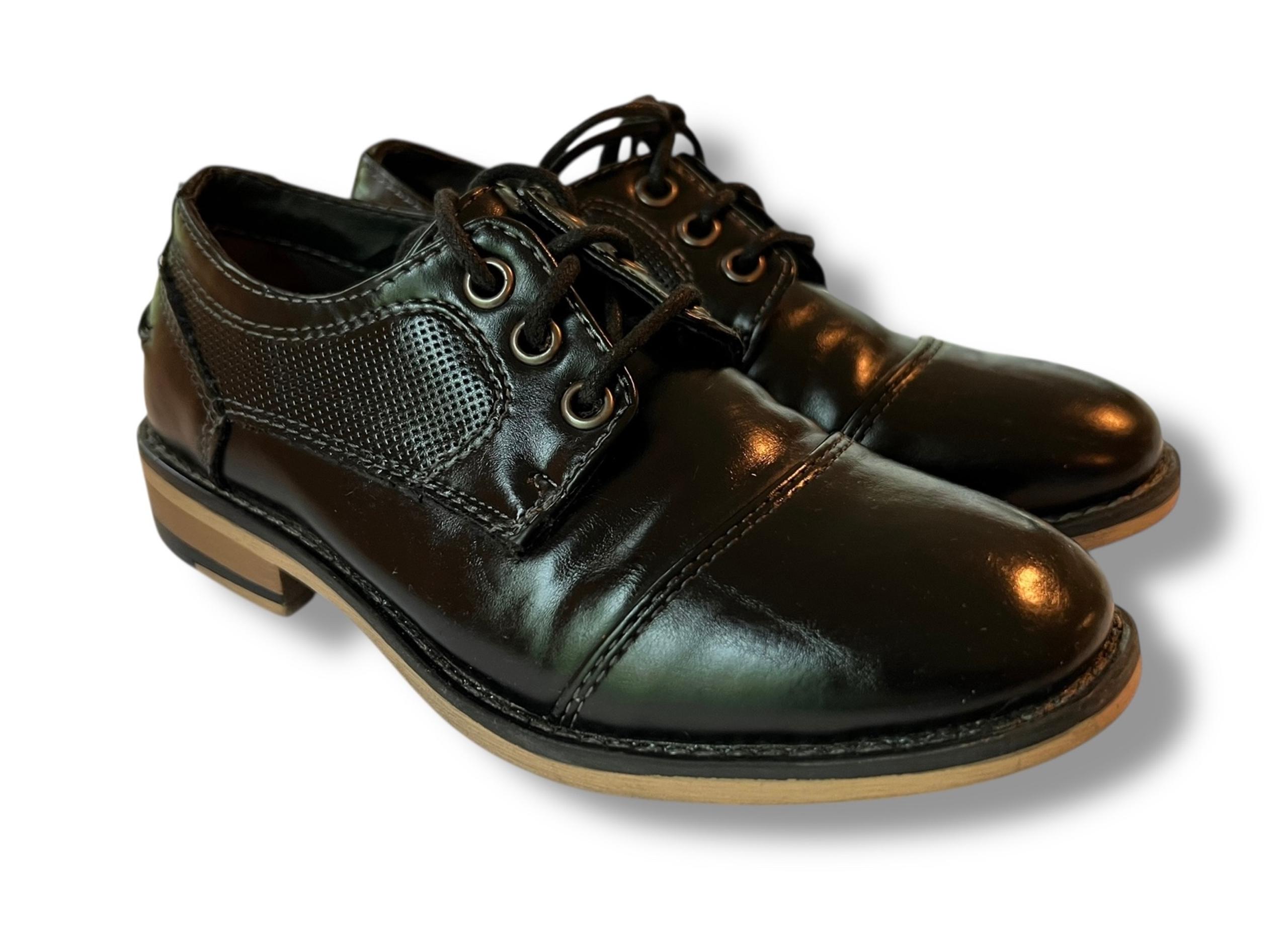 STEVE MADDEN Boys Sz 13 Black Leather Lug Sole Penny Loafers Dress Shoes Lace