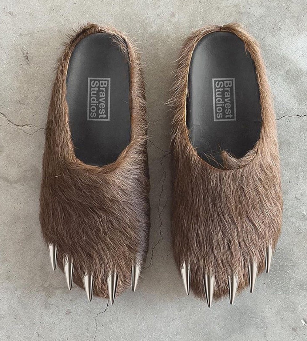 Bravest Studios Bear Claw Mule