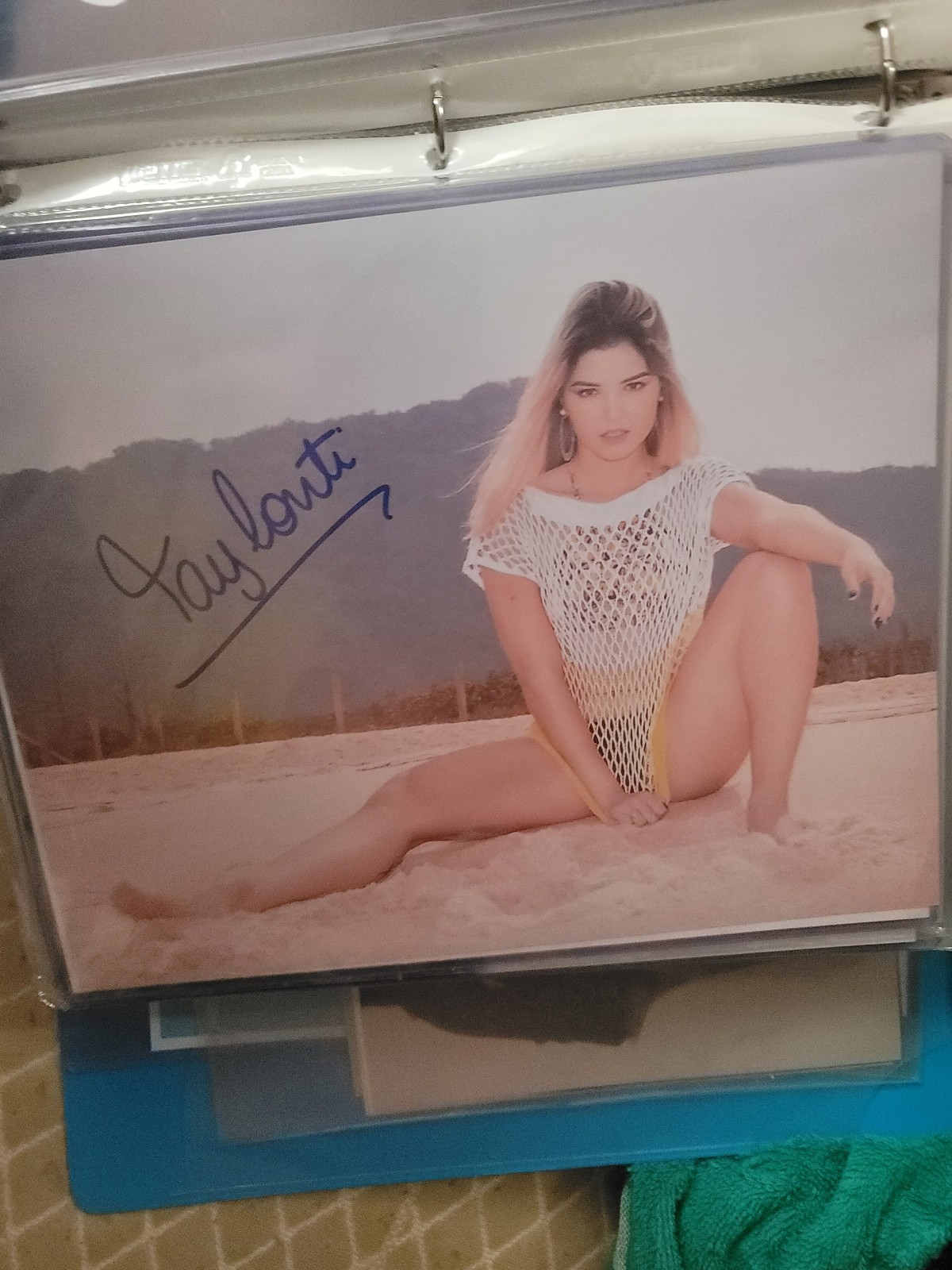Tay conti gauvera 8x10 signed