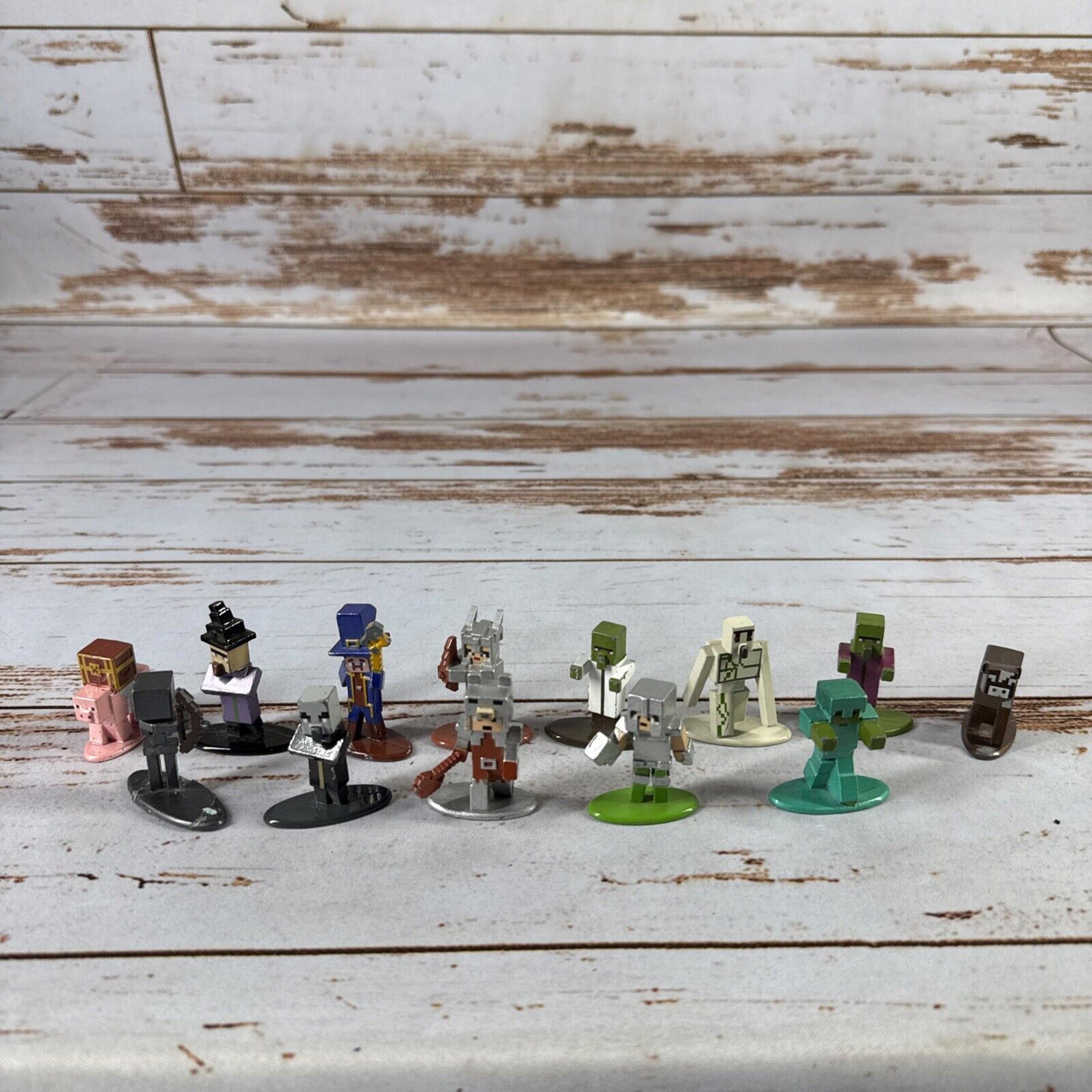 Minecraft Jada Toys Mixed Lot of 13 Nano Metalfigs Die-Cast Mini Figures