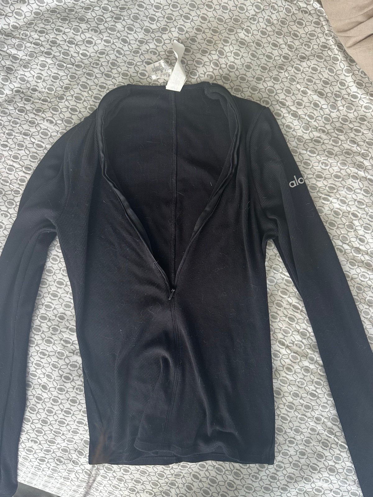 ALO long sleeve shirt