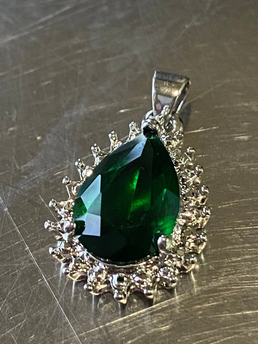 925 sterling silver emerald pendant