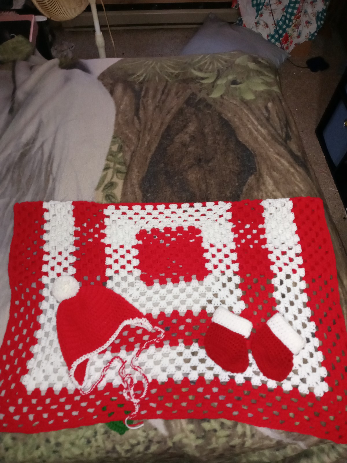 Hand made christmas baby set