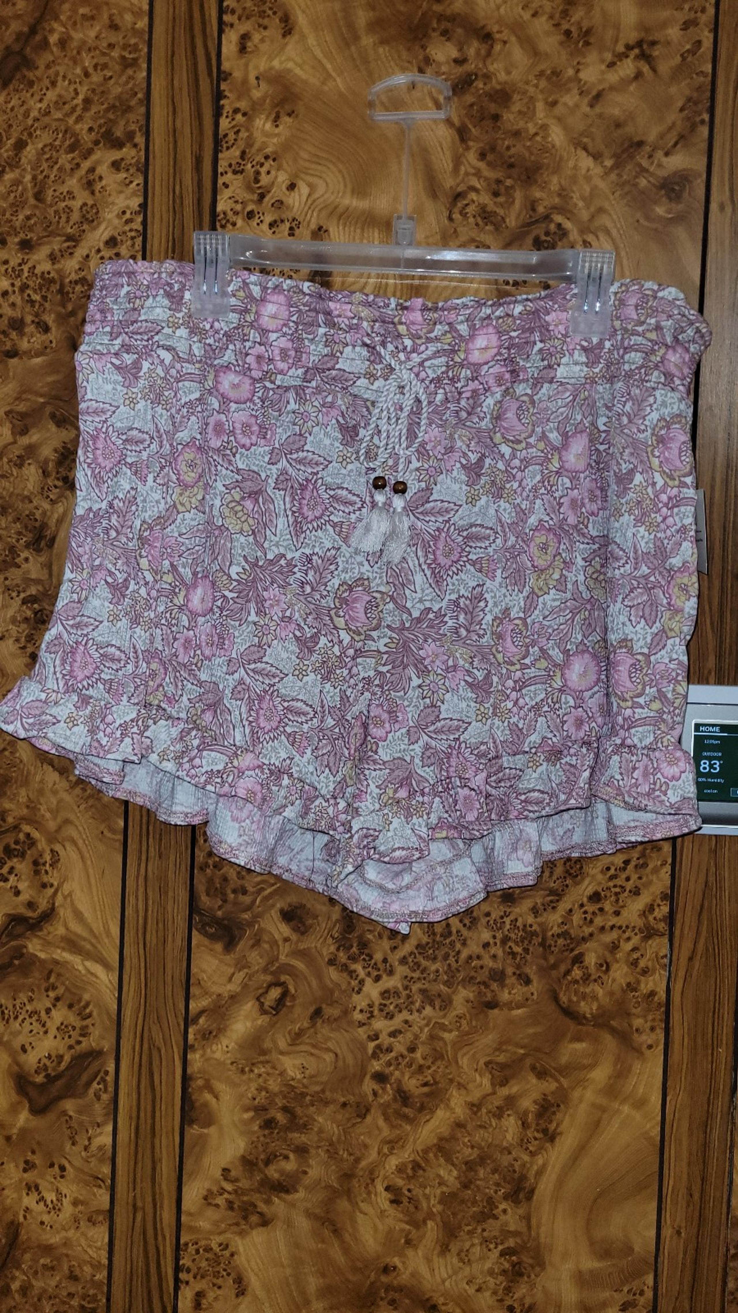 NO BOUNDARIES women's plus summer pull-on shorts NEW floral pink white XXXL 21