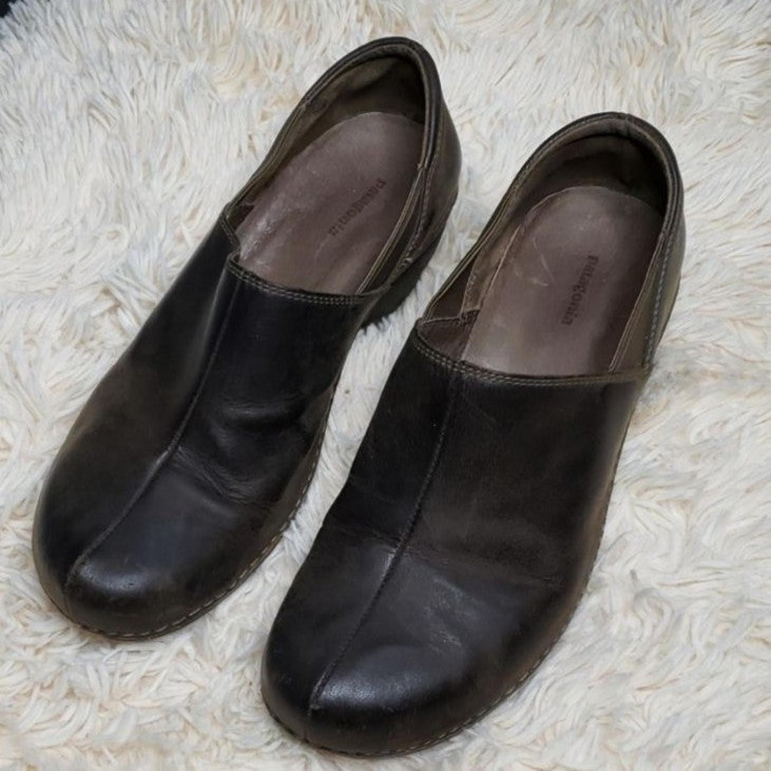 Patagonia deep espresso mules/clogs