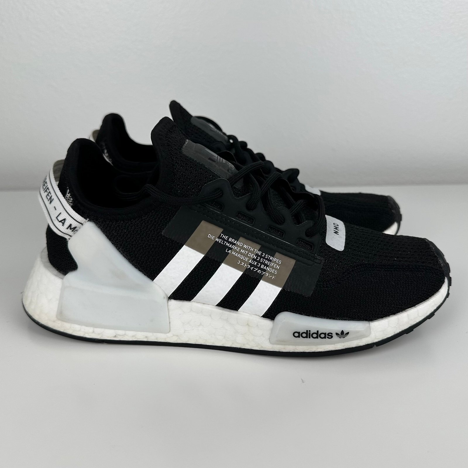 ADIDAS JUNIOR NMD_R1 V2 J ATHLETIC SNEAKERS #HP2939 YOUTH US 6