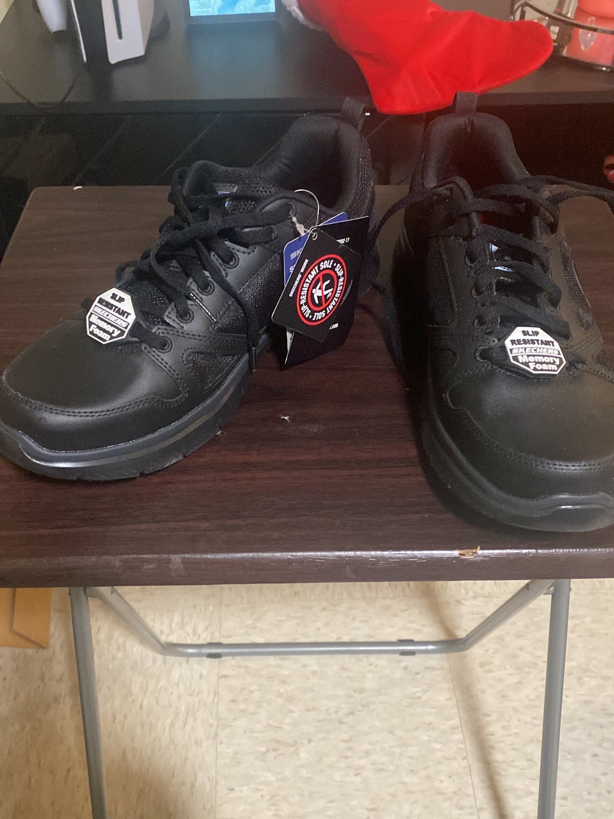 Skechers non slip work shoes