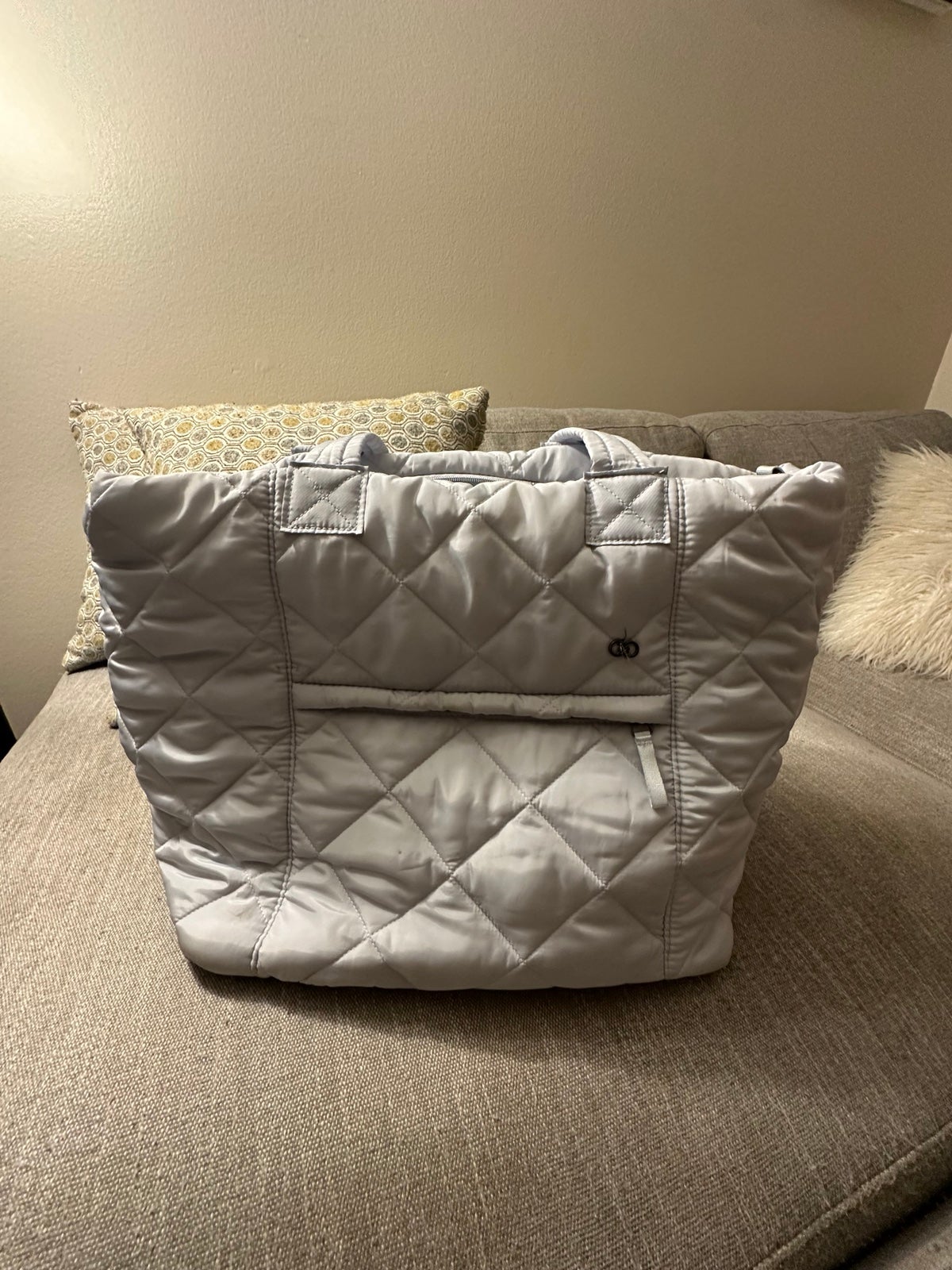 Calia by carrie underwood quilted travel tote hotsell