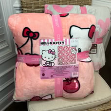 Hello Kitty Cherry Blanket Bundle Queen!