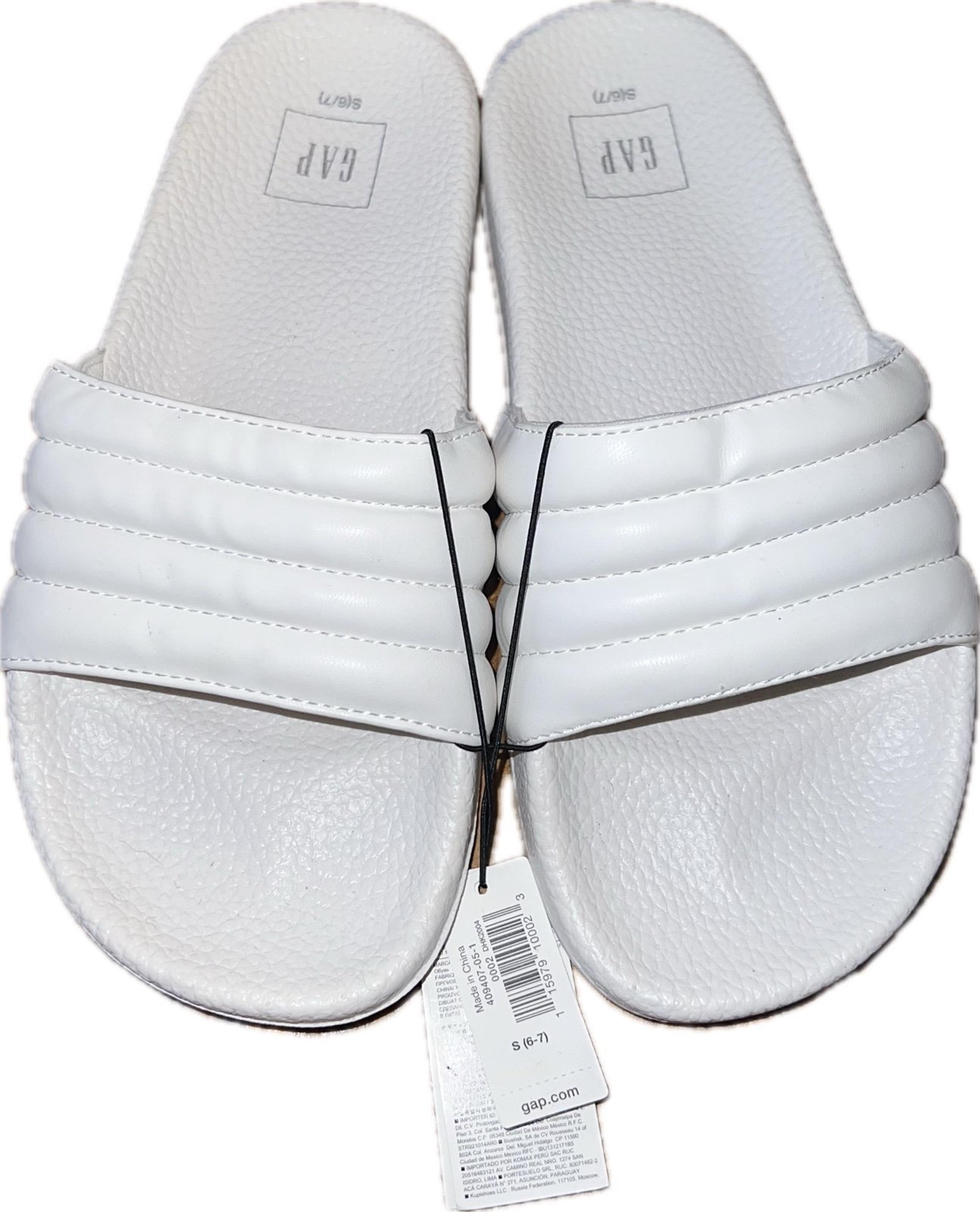 Gap Pool Slides Faux Leather Optic White Women Size 6-7 NWT
