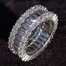 NEW 18K Gold Baguette Round Diamond Ring