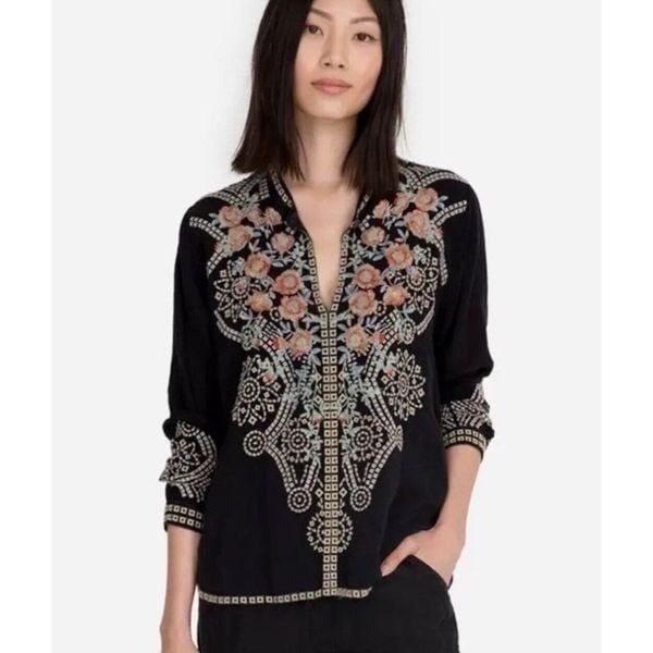 Johnny Was Alani Black Multicolor Embroidered blouse Sz XS Boho
