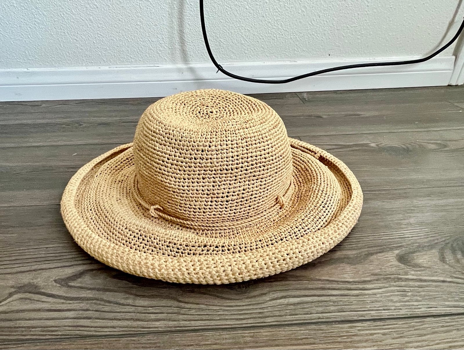 Helen Kaminski Raffia Cloche Hat 100% Packable