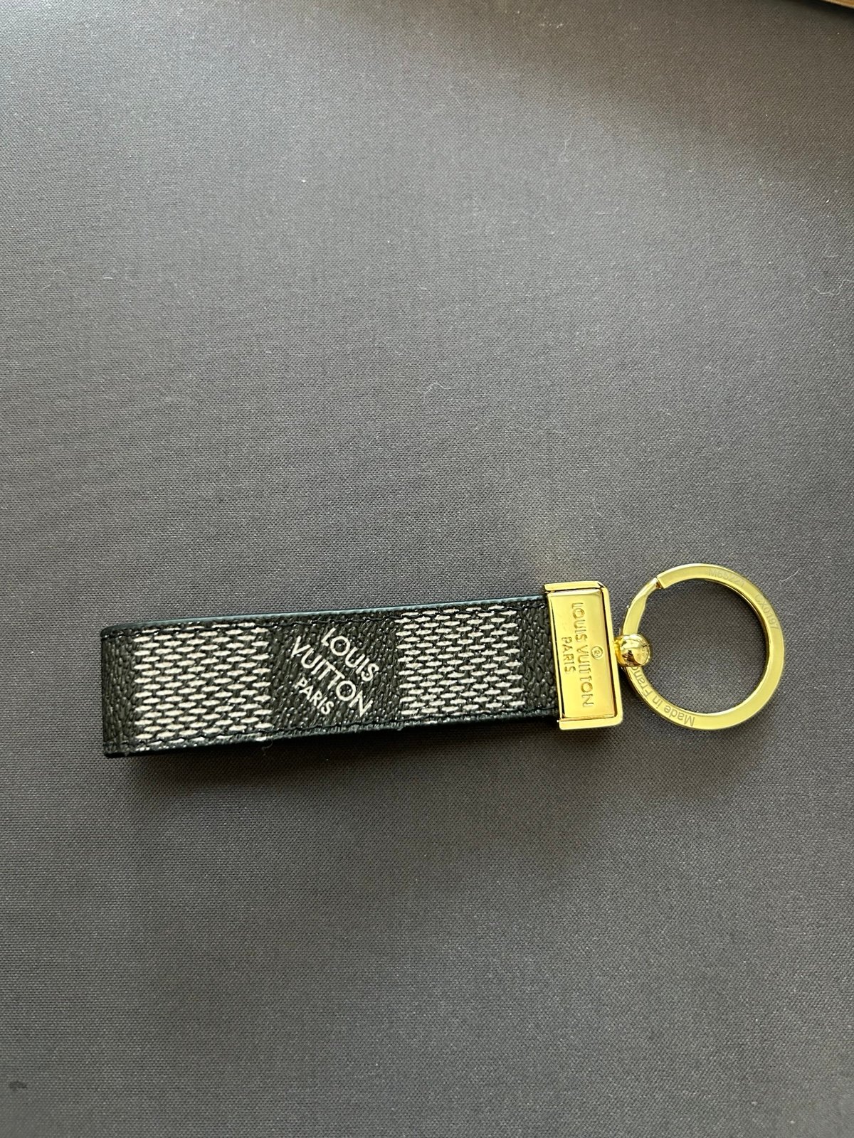 Louis Vuitton Monogram Keychain Black