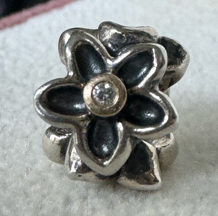 Pandora 14K Gold Sterling Silver He Loves Me Diamond Flower Bead 790541D