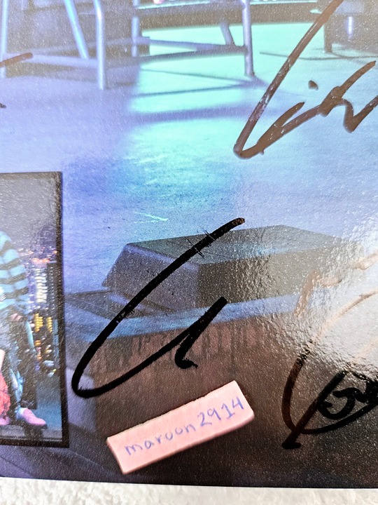 ZEROBASEONE You had me at HELLO Signed Promo Album