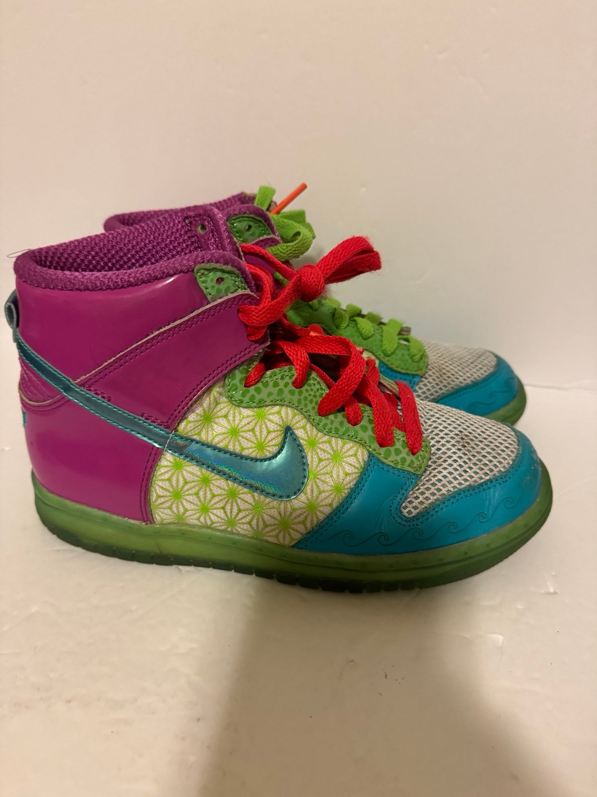 Nike DB Doernbecher Dunk Hi Skinny 2011 grade school