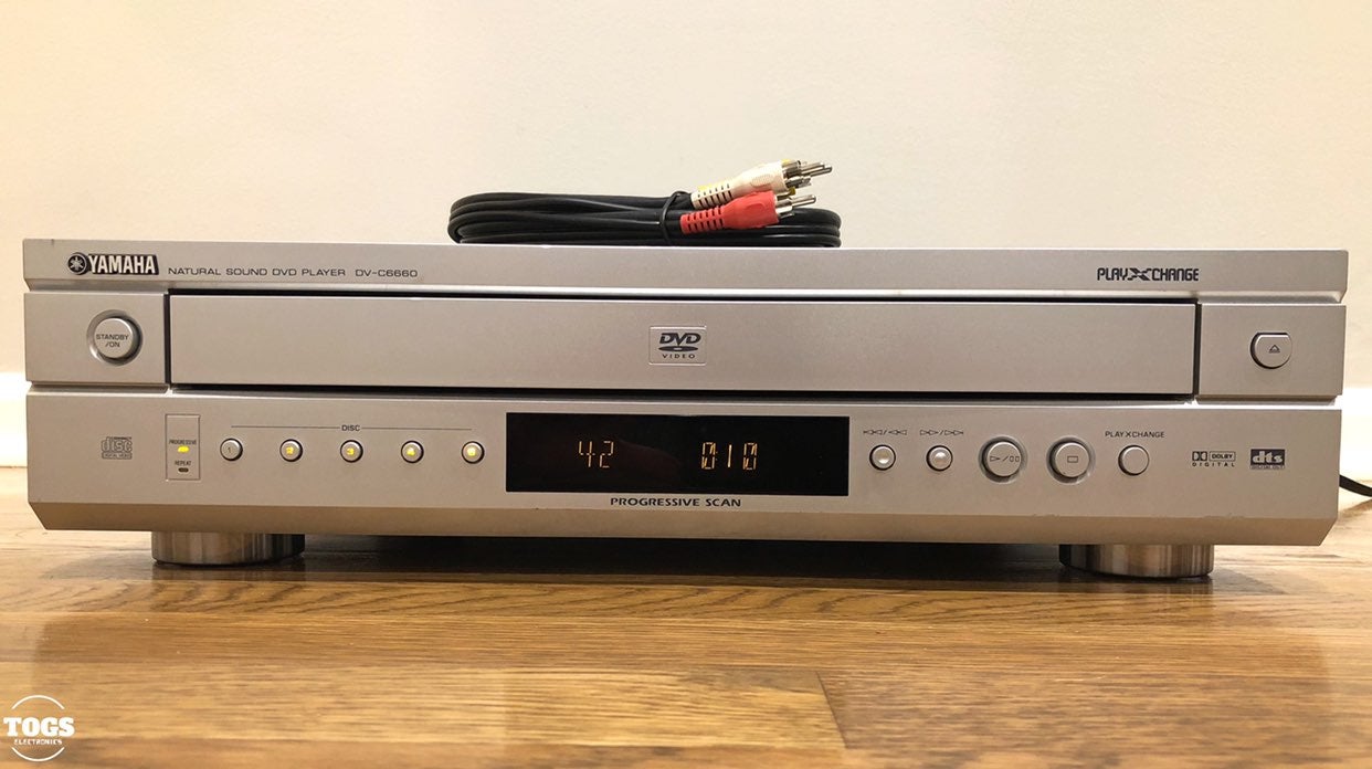 2003 Yamaha DV-C6660 5-Disc CD DVD Changer Player Carousel Style TESTED VGC