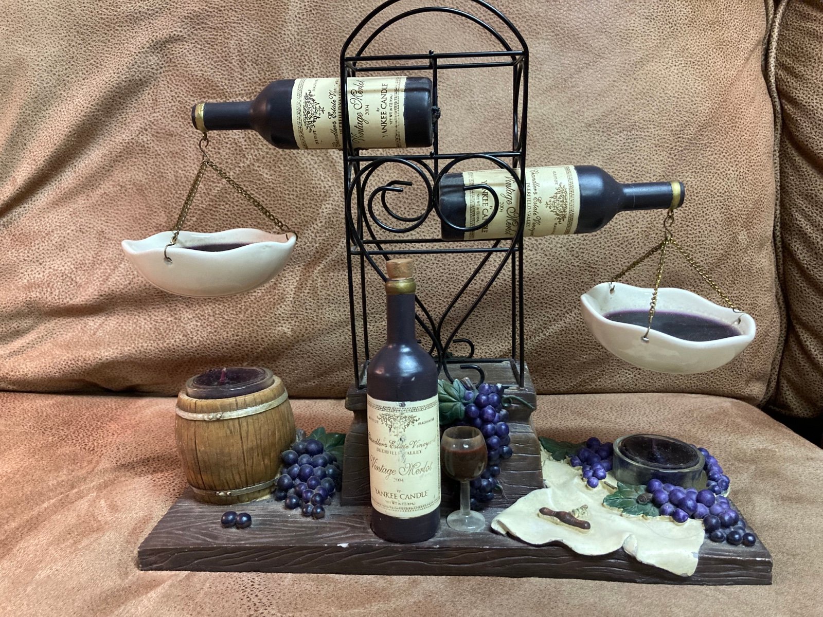 2004 Retired Yankee Candle Wine Double Haning Tart Burner
