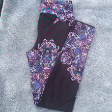 BNWT 'vintage' Tween Medallions Lularoe