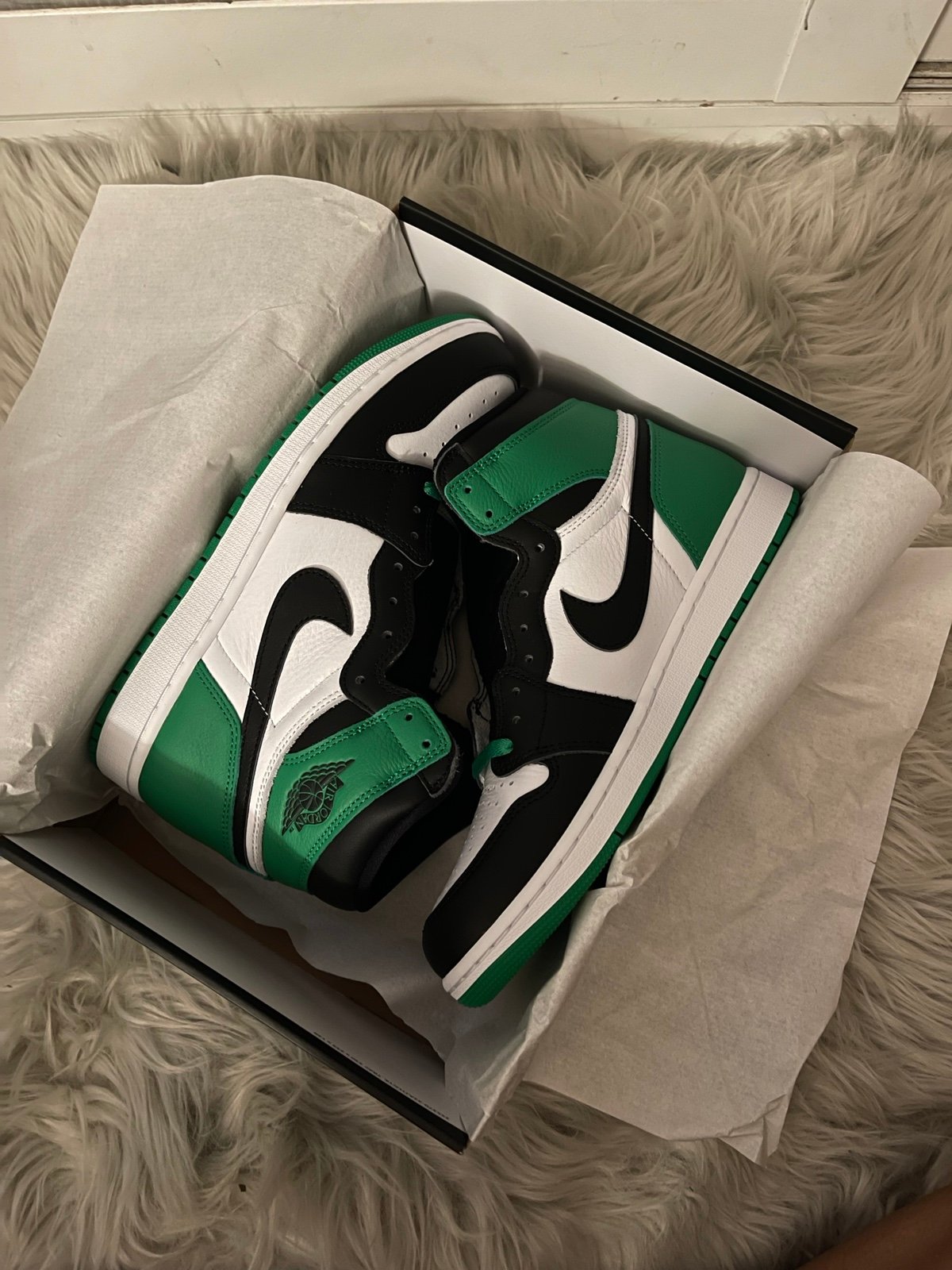 Nike Air Jordan 1 Retro High OG Lucky Green
