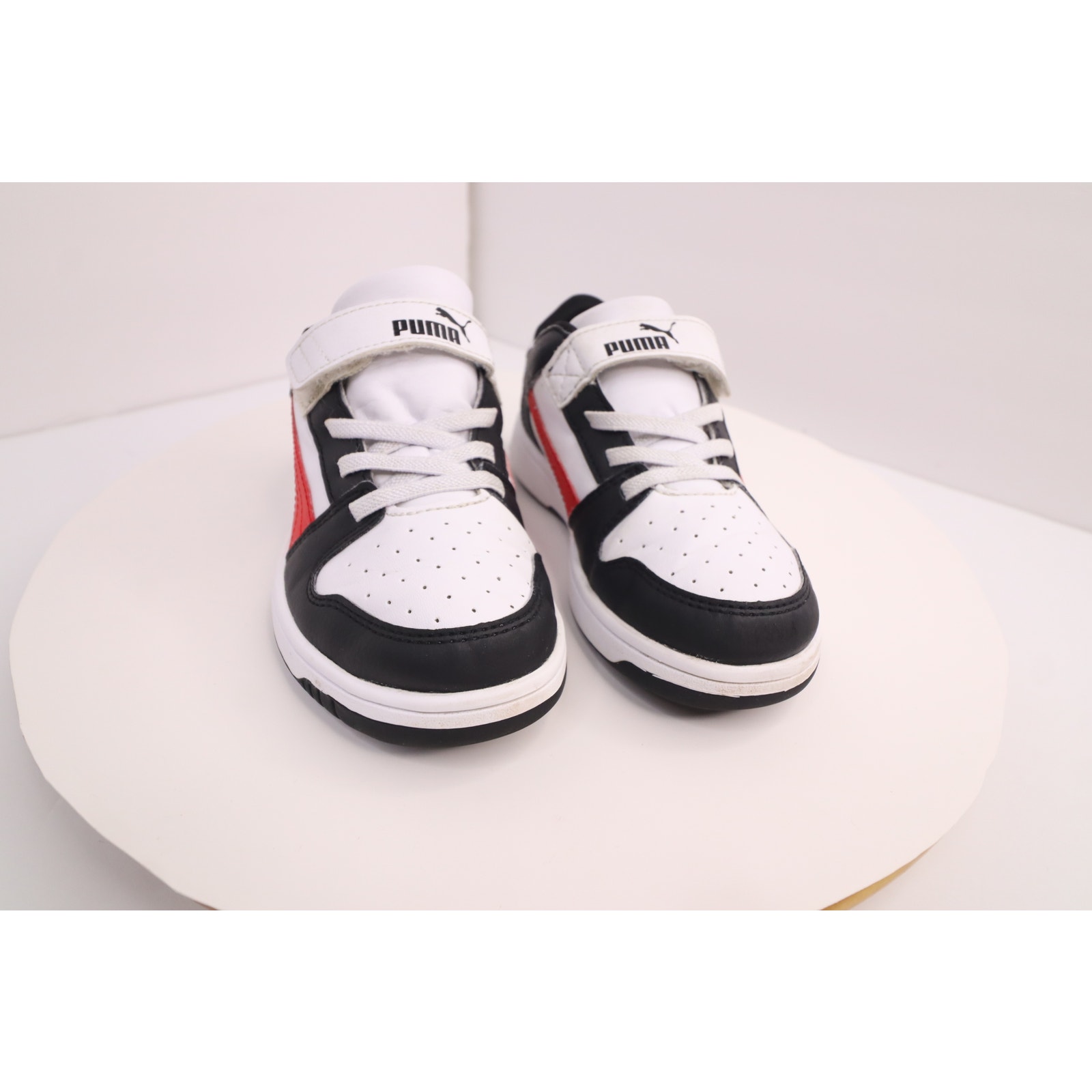 PUMA Rebound LayUp Lo Little Kids' Shoes. size us 12C