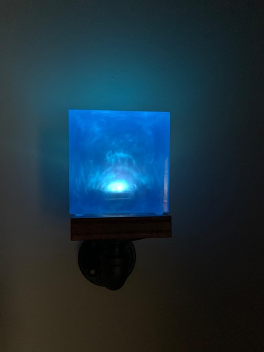 Tesseract Stone, Blue Tesseract Cube Hero