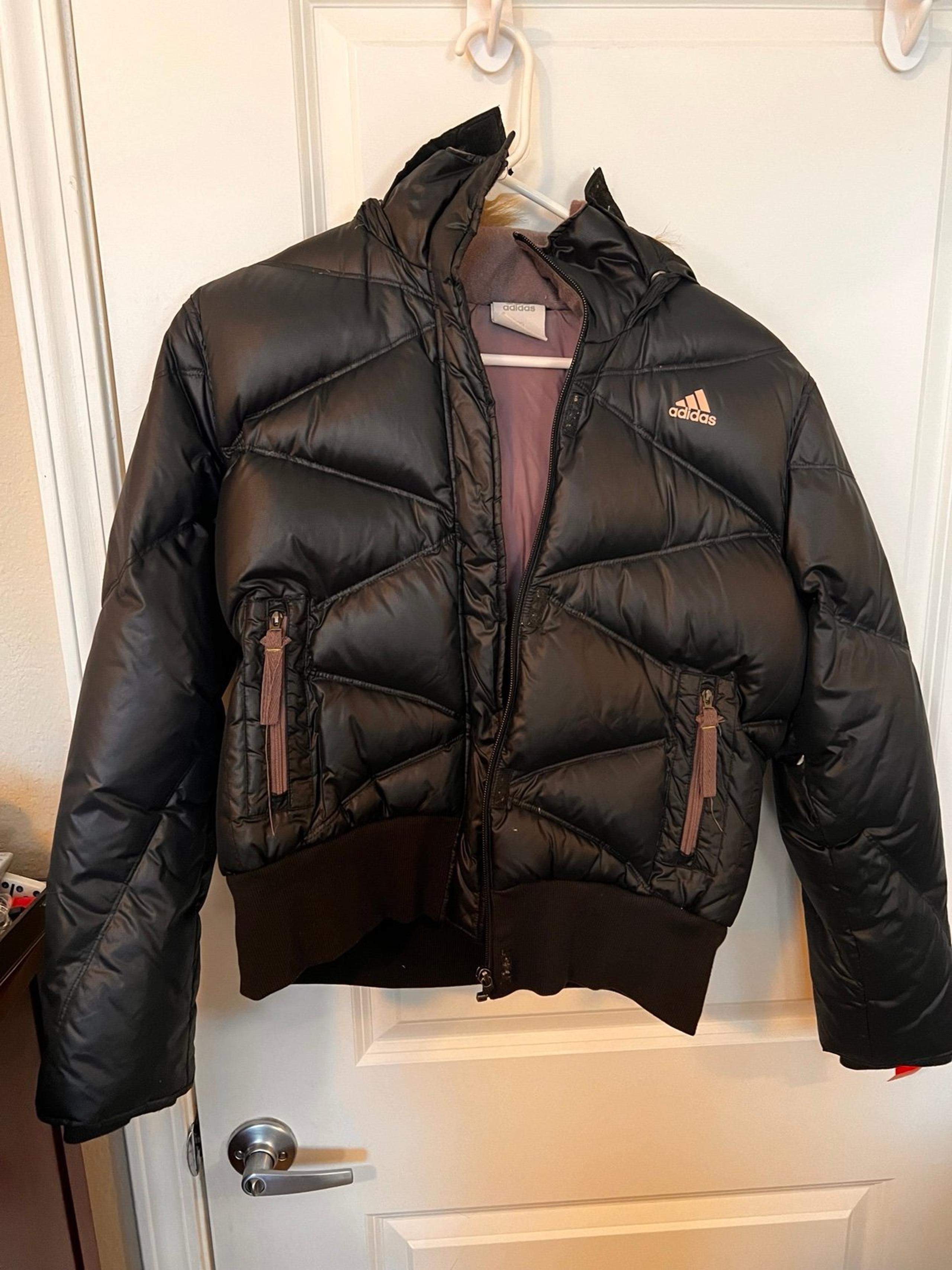 Extra small black women’s Adidas winter puffer jacket coat with detachable hood