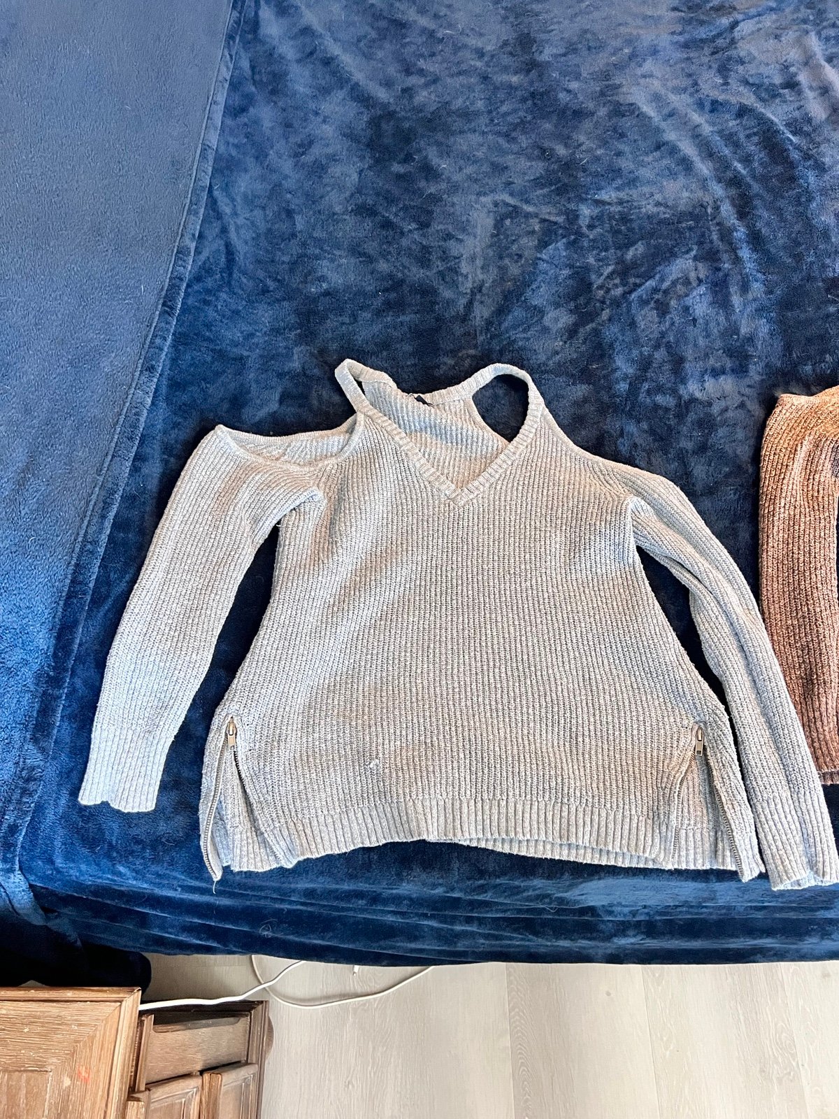 American eagle sweaters
