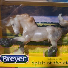 Breyer collector club stablemates