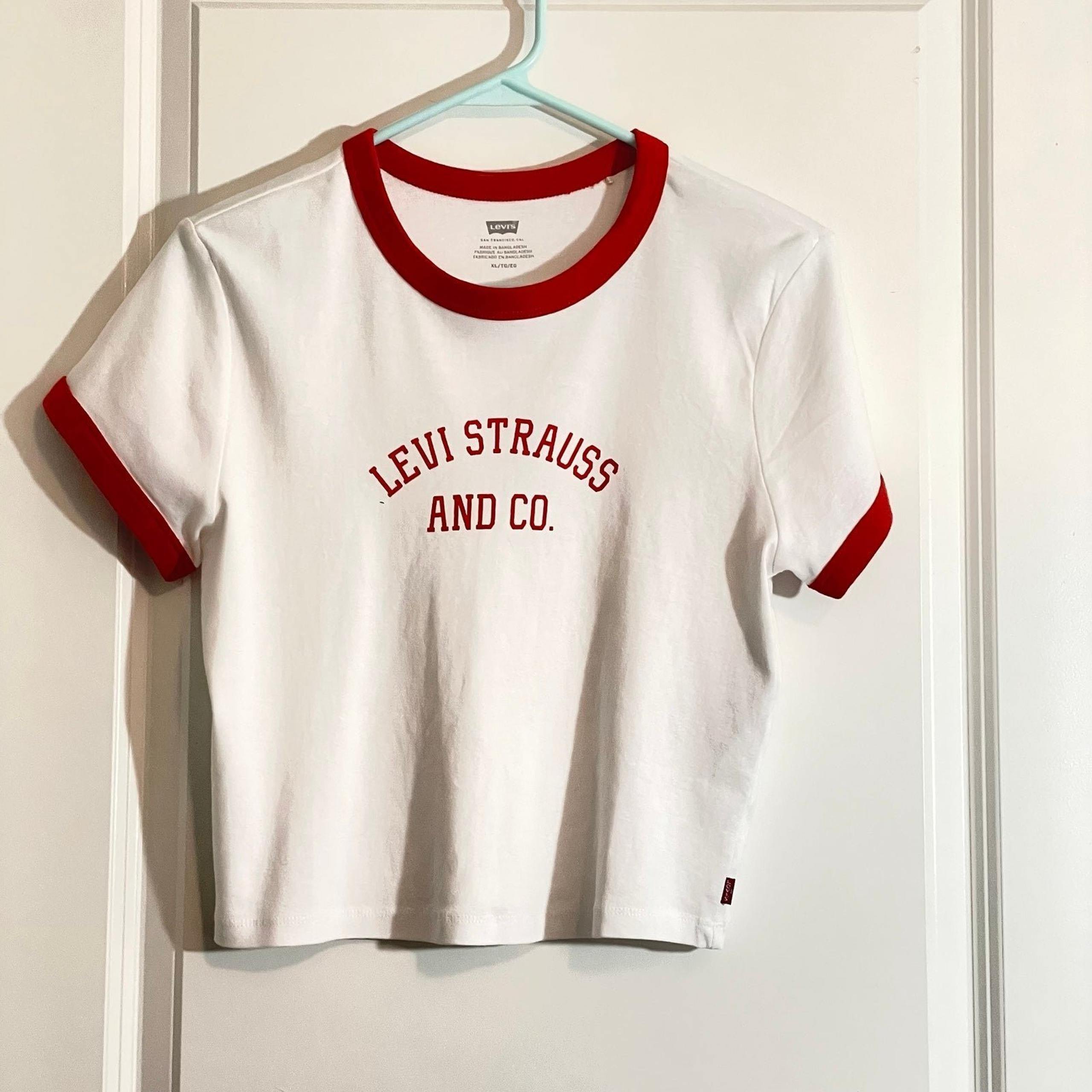 Levi's Women’s Cropped Tee