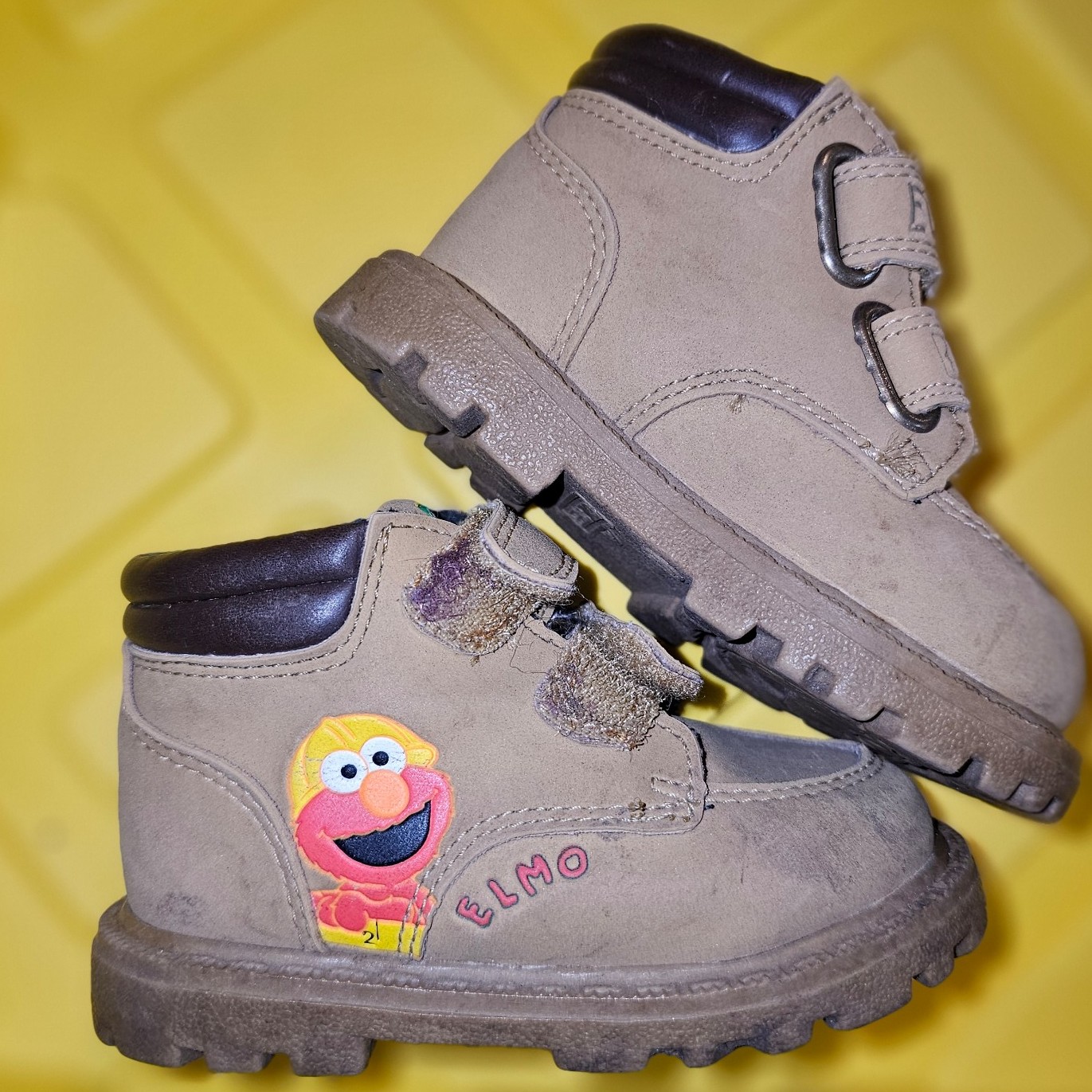 Elmo work boots! 4c