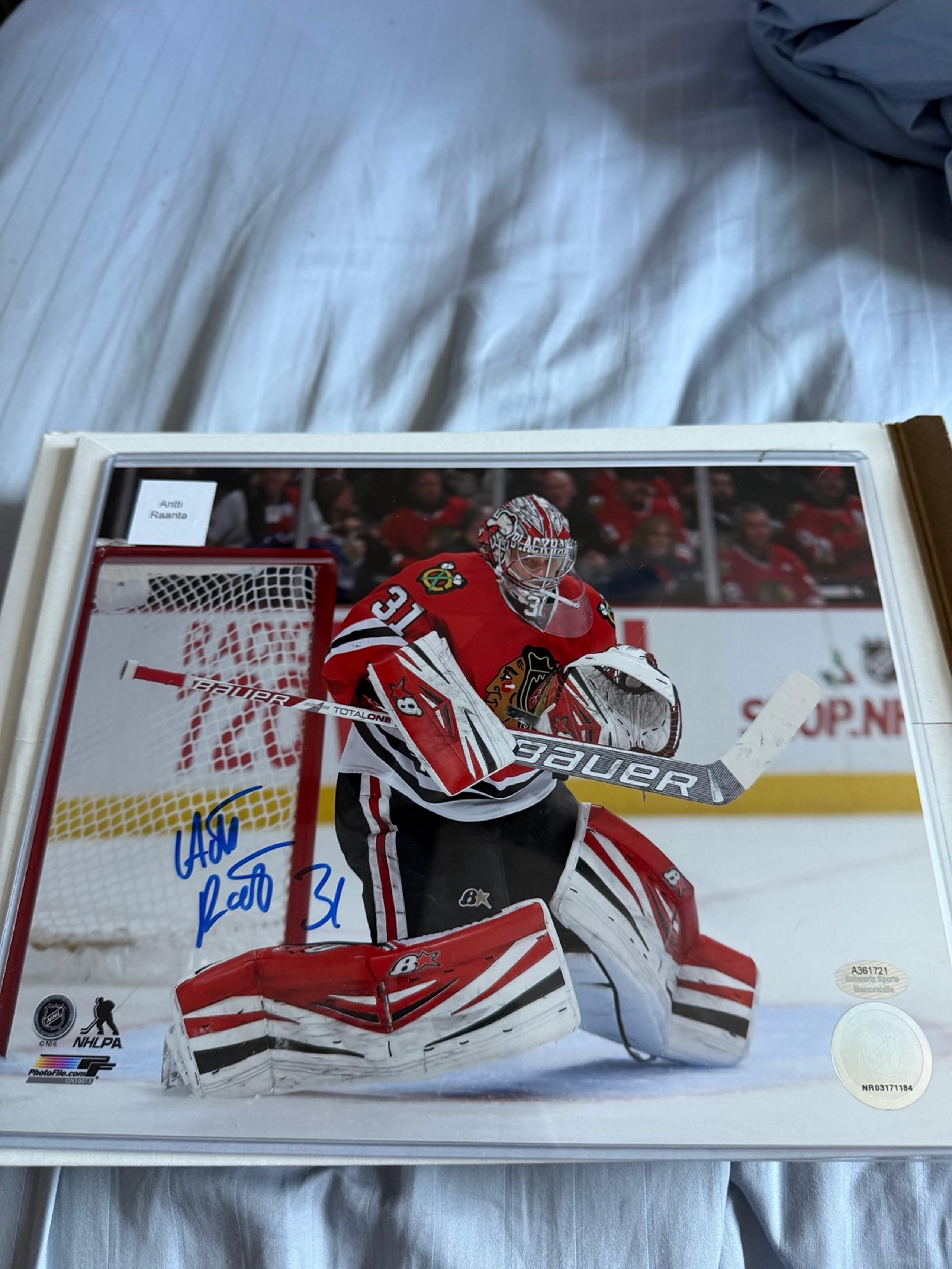 Retired NHL Goalie Antti Raanta Schwartz Sports COA