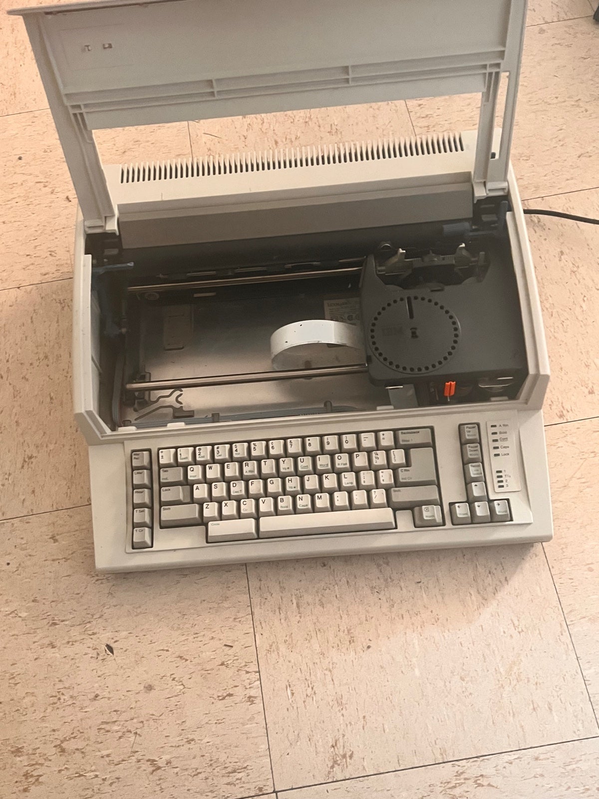 IBM wheelwriter 2 by Lexmark typewriter