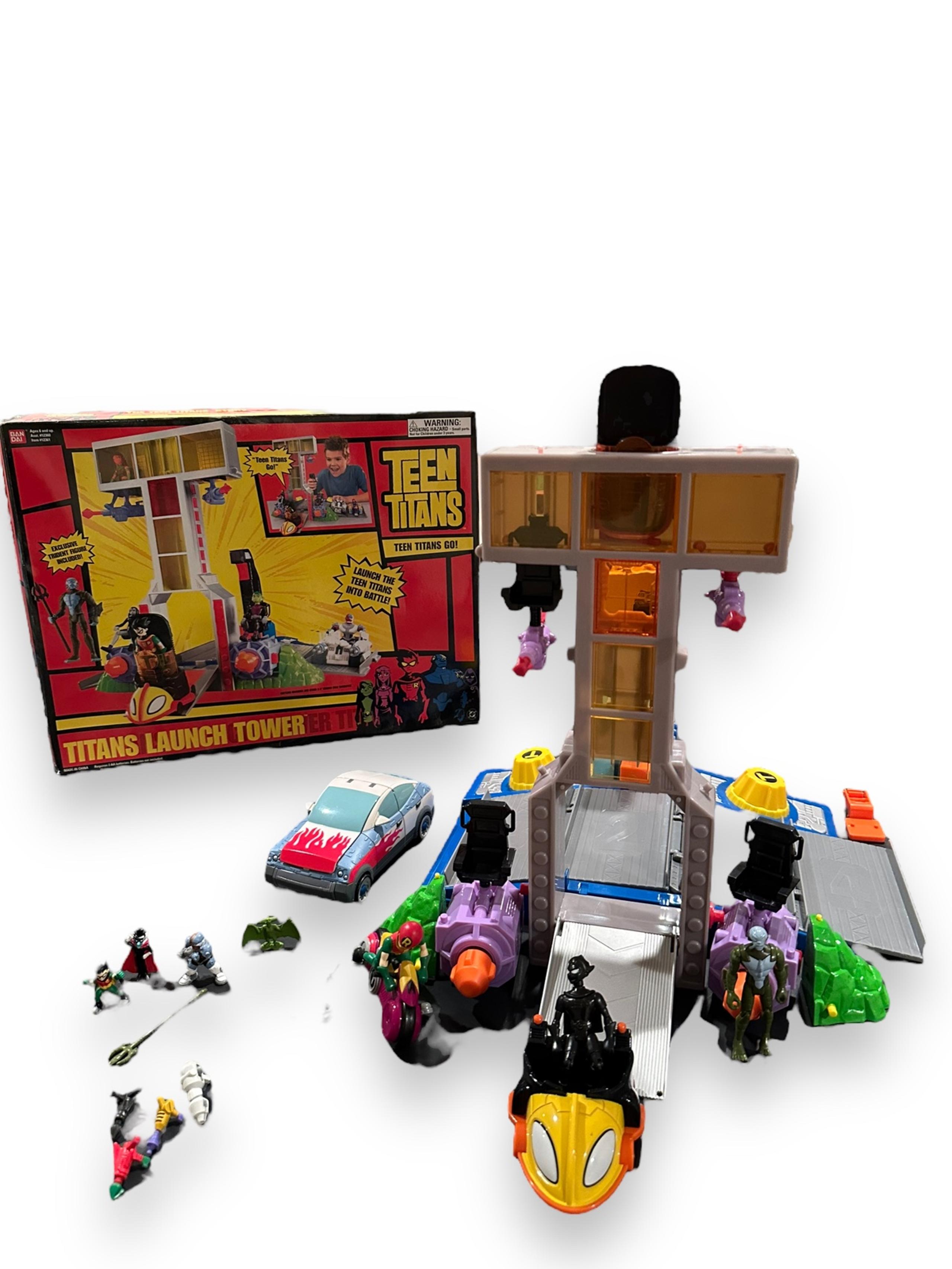 Teen Titans Launch Tower Bandai RARE Vintage 2004 + Extras RARE SEE LISTING!
