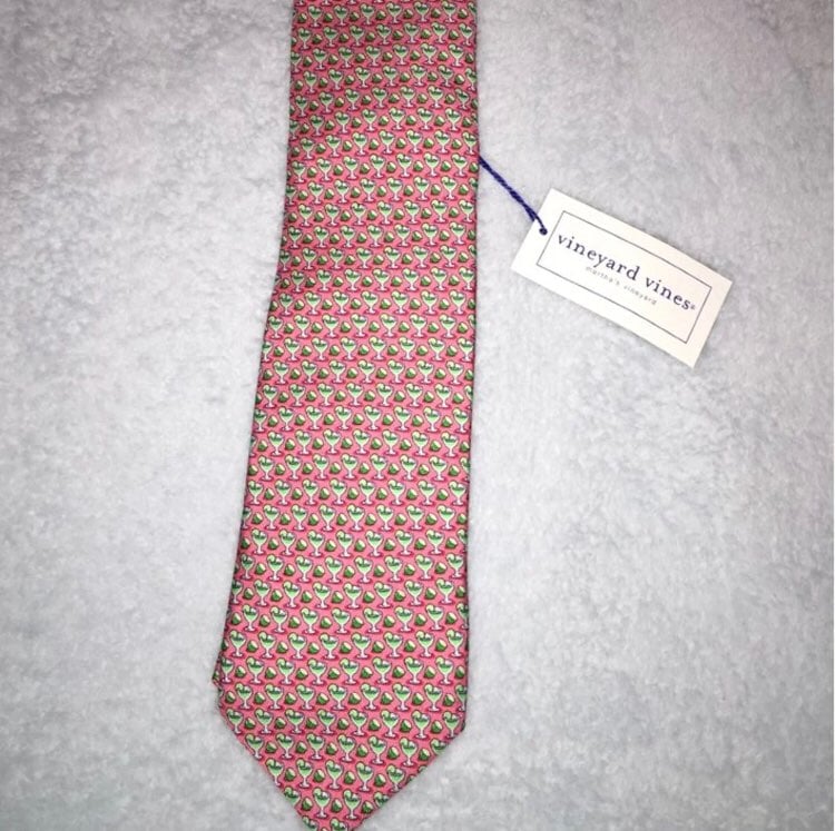 NWT Vineyard Vines Tie