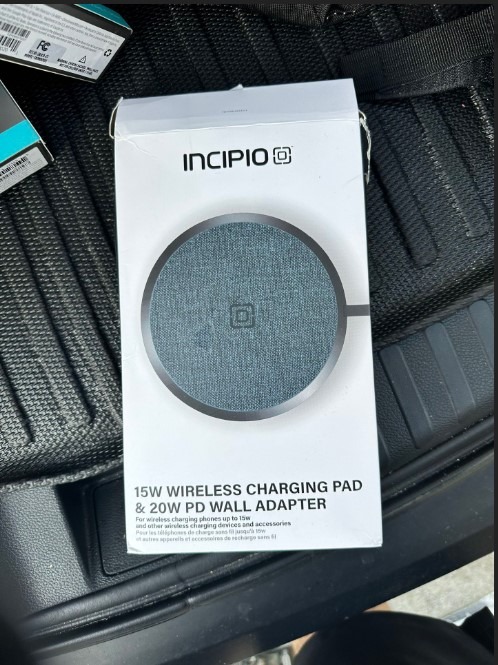 Incipio Bundle - 10,000 mAh Power Bank and 15WWireless Charging Pad (20W Wall)