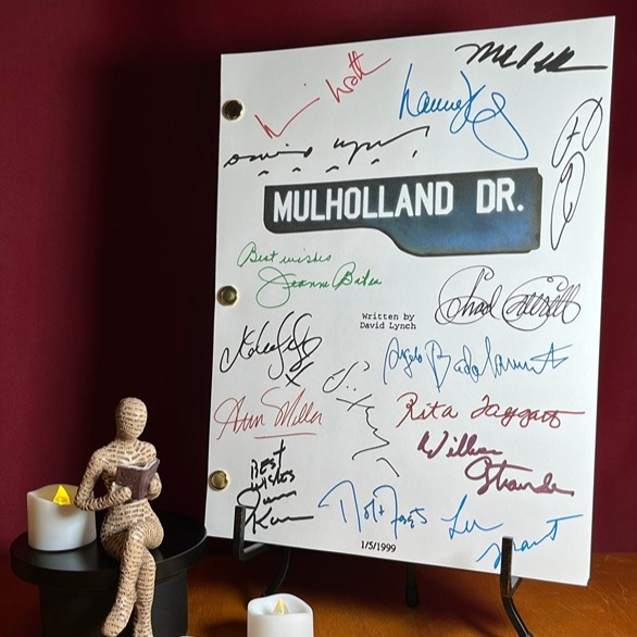 Mulholland Drive Script Signed- Autograph Reprints- David Lynch- Horror
