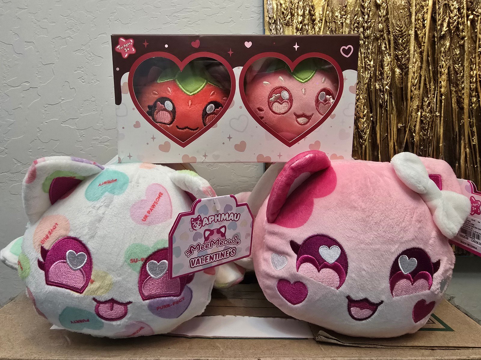 APHMAU valentines day sets *sold out