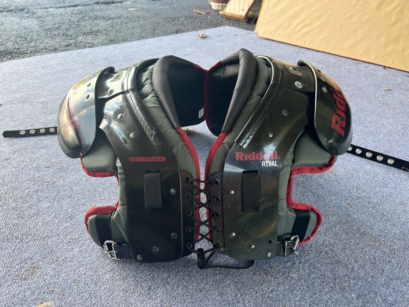 Riddell Rival Shoulder Pads - Large iuu.org.tr Riddell Rival Shoulder Pads - Large iuu.org.tr