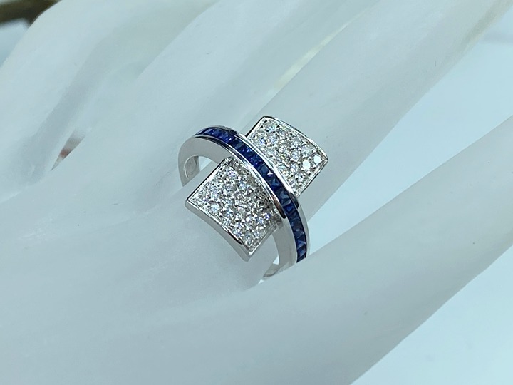 18 Karat White Gold 1.21ct Sapphire Diamond Geometric Band Ring 5.6g s6.75 JR844